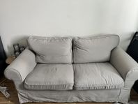 Två-sitsig soffa