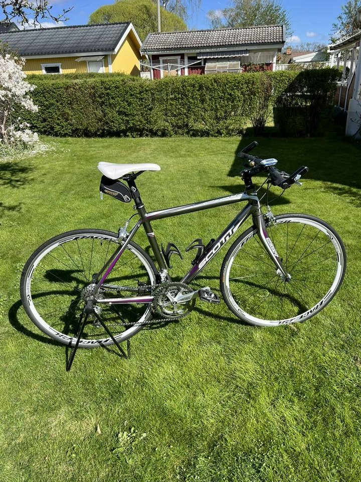 Racercykel Scott 3900kr