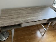 skrivbord