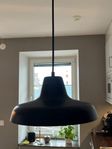 Taklampa svart