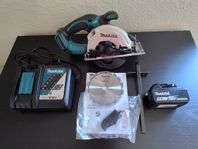 NY MAKITA cirkelsåg DSS501Z 18V/batteri 5,0 Ah/snabbladdare