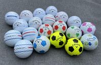Golfbollar i mängder