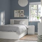MALM Ikea säng Sängstomme Madrass Resårbotten skum