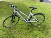Crescent Anaris hybrid damcykel 27 växlar