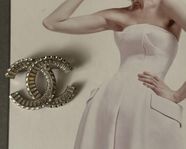 Chanel brosch 