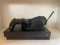 Xbox project scorpio + hörlurar