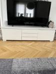Tv bänk 