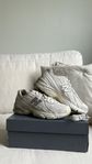New Balance 740