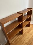Hylla i teak
