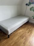 Säng 90 cm fr Ikea