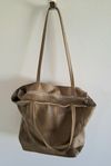 2st shopper äkta skinn (svart och beige)