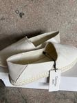 Calvin Klein sommarskor strl 40