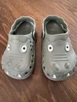 Crocks barnskor tofflor krokodiler 