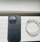 iPhone 15 PRO 256gb 1 år gammal 