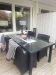 bord och 4 stolar i rotting
