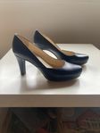 Unisa pumps storlek 39