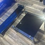 Soffbord och tv-bord av glas 
