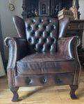 Öronlappsfåtölj Chesterfield 