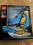 LEGO Racing Yacht 