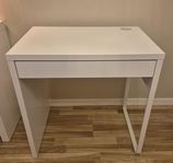Ikea skrivbord/sminkbord
