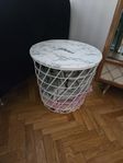 minibord med filtar i