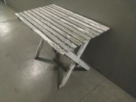 Trädgårdsbord