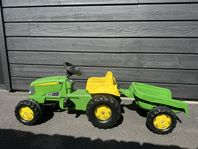 Traktor med släp John Deere