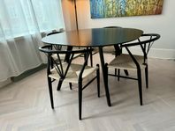 Dan form stolar och matbord