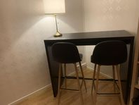 Barbord och stolar