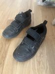 Nike barnskor stl 32