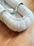 LIEWOOD Gro Babynest Classic Dot Dumbo Grey