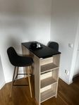 Barbord + 2 stolar