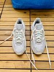 Adidas Originals Retropy F2 Women