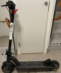 El sparkcykel/ El Scooter - Freev EVS Pro 400.
