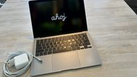 MacBook Air M1 2020 – 256GB SSD, 8GB RAM – Fint skick