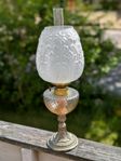Elegant antik fotogenlampa från 1950-tal – mässing och g
