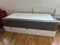 Säng 90 cm