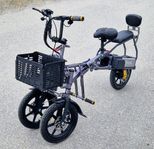 Ny elcykel / elmoped trehjulig och fällbar