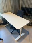 skrivbord 