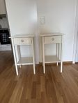 Vita sängbord - 70 cm 