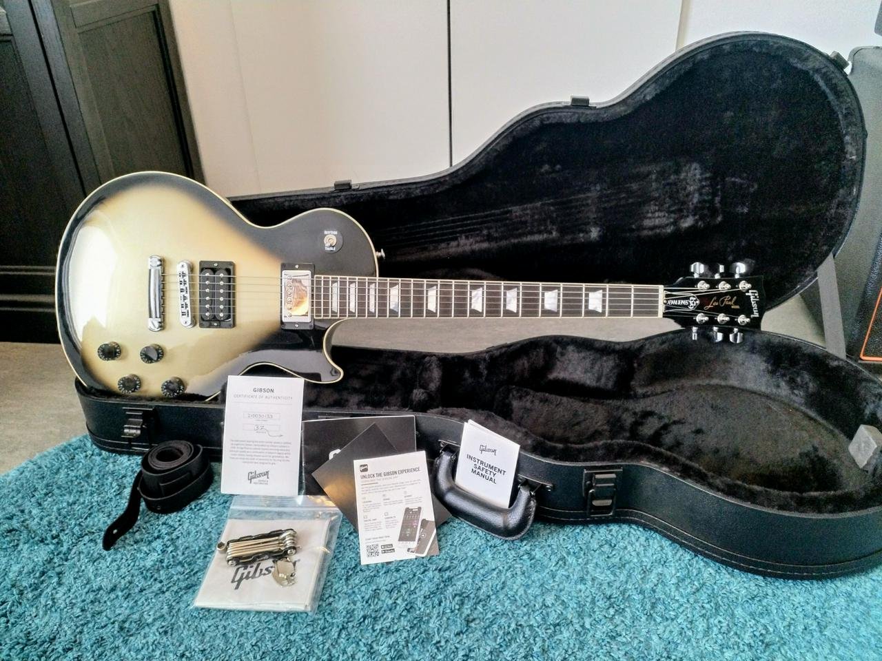 Gibson Les Paul Adam Jones 