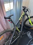 scott voltage yz10
