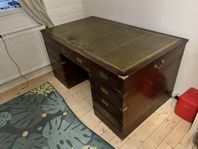 Skrivbird i engelskt stil