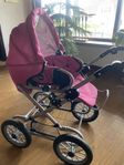 BRIO dockvagn för barn med lyft och justerbart handtag 