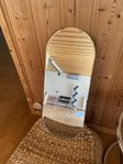 Oval spegel med fasettslipad kant
