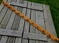 Knopplist Knoppbräda lång 138cm klädhängare kroklist