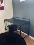 Skrivbord, Gamingstol & Musmatta!