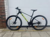 Trek Marlin gen 6 19.5”