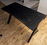 Gaming skrivbord