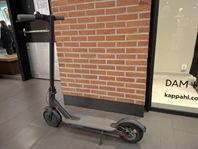 Xiaomi elscooter i Fint skick